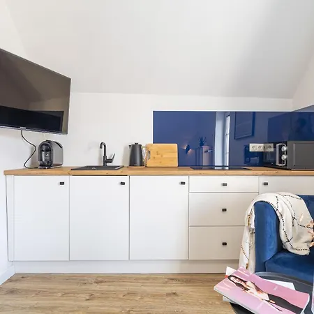 Glow - The Old Town Nook Apartment *